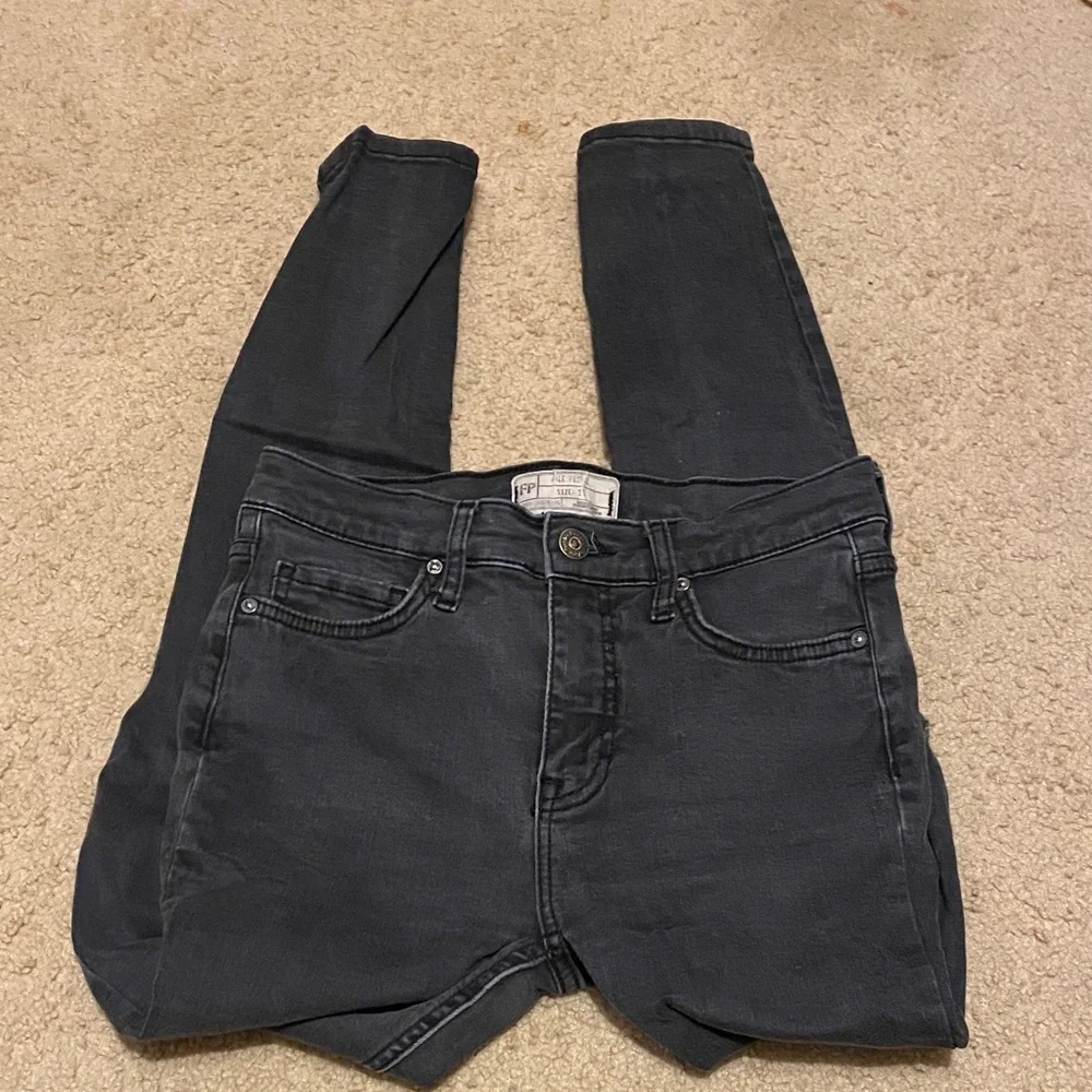 Women's Black Distressed skinny Jeans